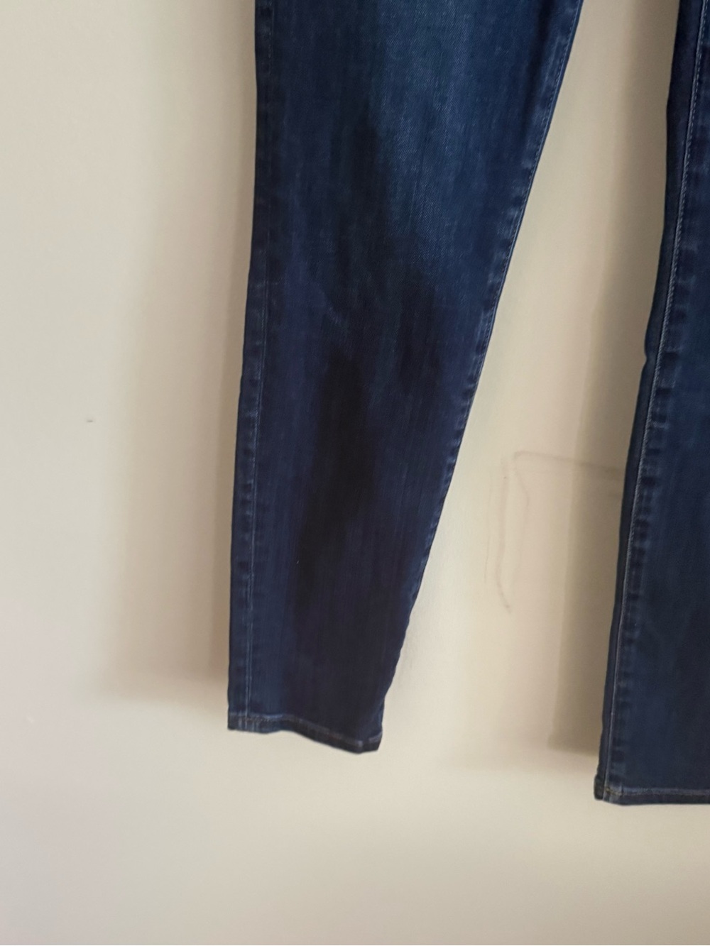 Madewell Curvy High Rise 11” Skinny Jeans View 4